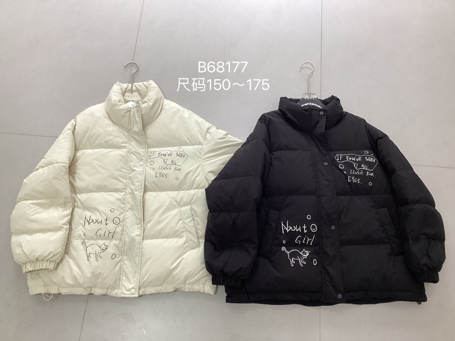 黑白女大童羽绒简约风